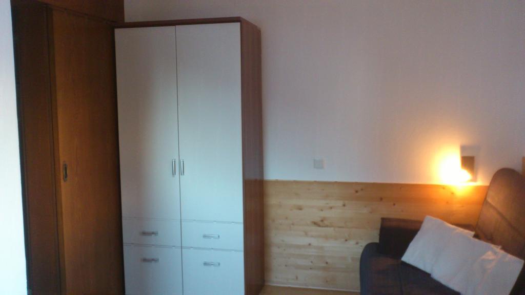 Ferienwohnung Salzmann Innsbruck Kamer foto
