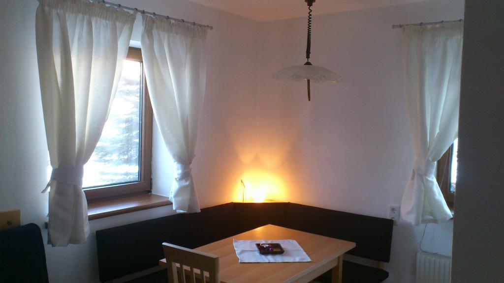 Ferienwohnung Salzmann Innsbruck Kamer foto