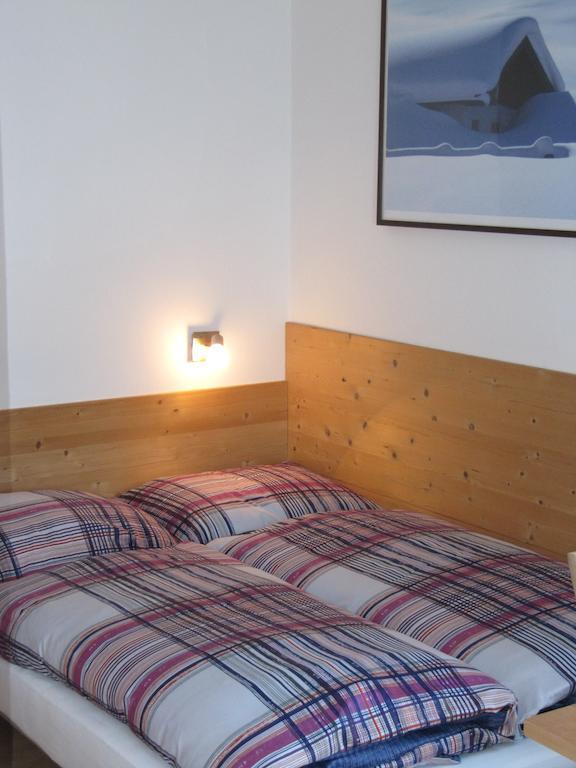 Ferienwohnung Salzmann Innsbruck Kamer foto
